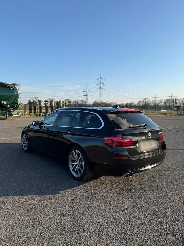 Gebraucht BMW 520 190 PS (139 kW) 2016 Schwarz Kombi