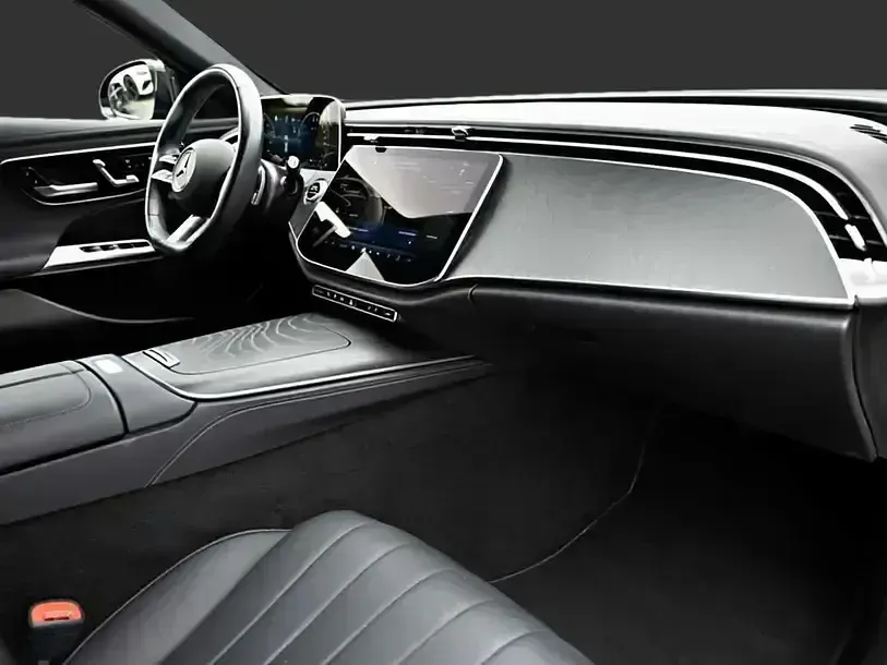 Gebraucht Mercedes E300 AMG 2024 Schwarz