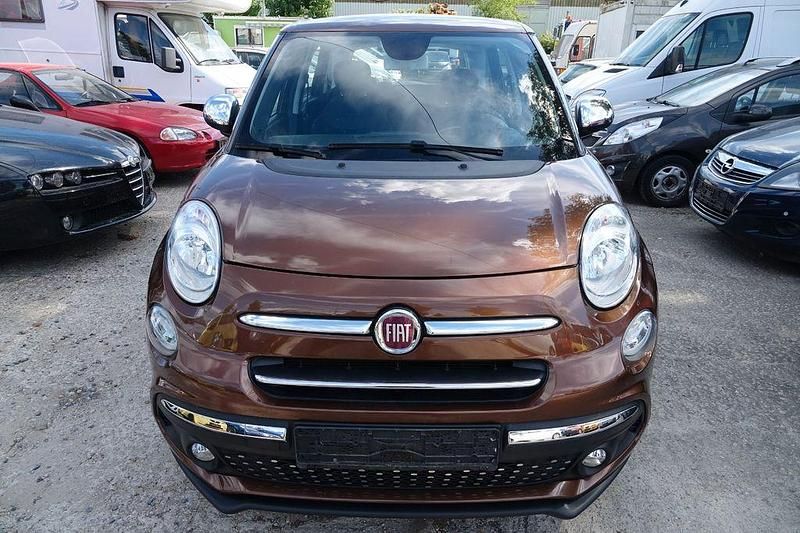 Gebraucht 2017 Fiat 500L Lounge Van / Kleinbus | 6.900 € (Fairer Preis) - Bild 1/4