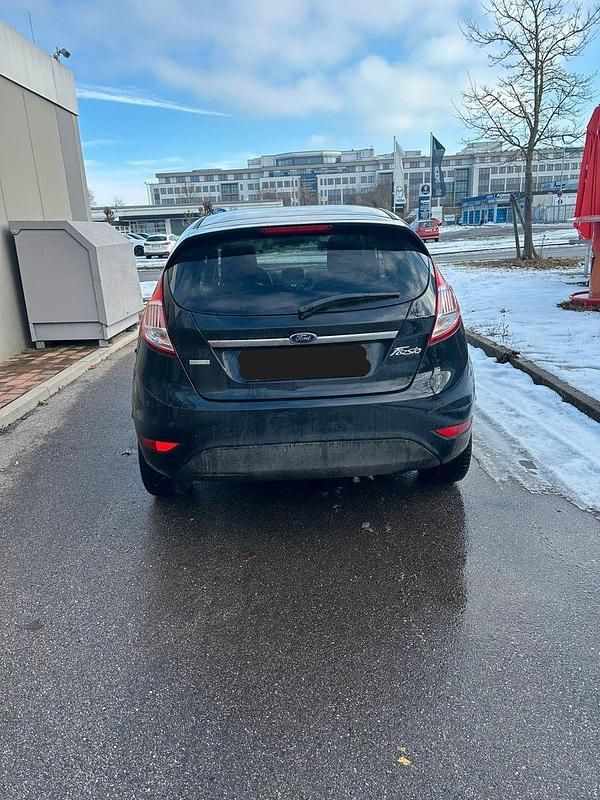 Gebraucht Ford Fiesta 101 PS (74 kW) 2017 Schwarz Kleinwagen
