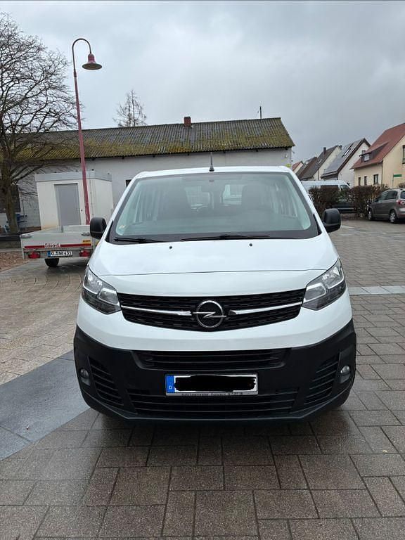 Gebraucht Opel Vivaro Edition 150 PS (110 kW) 2020 Weiß Van / Kleinbus