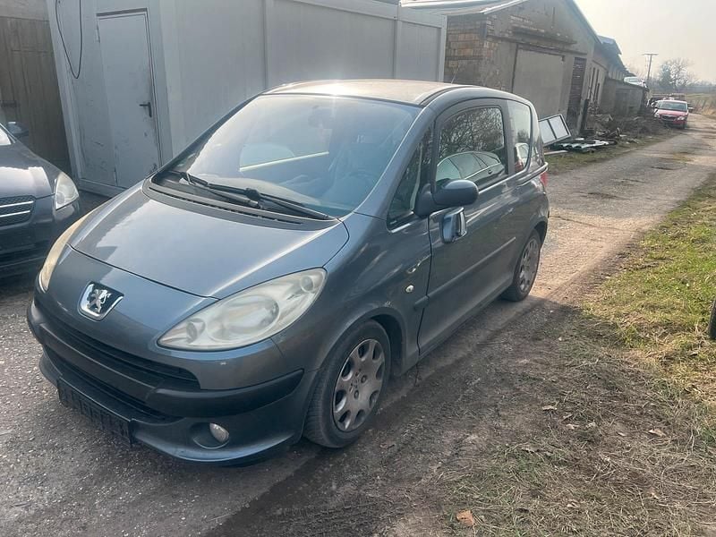 Gebraucht Peugeot 1007 75 PS (55 kW) 2007 Grau Van / Kleinbus