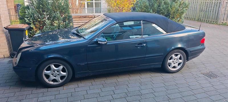 Blau Gebraucht 2000 Mercedes CLK200 Cabrio | 2.990 € (Superpreis) - Bild 1/4