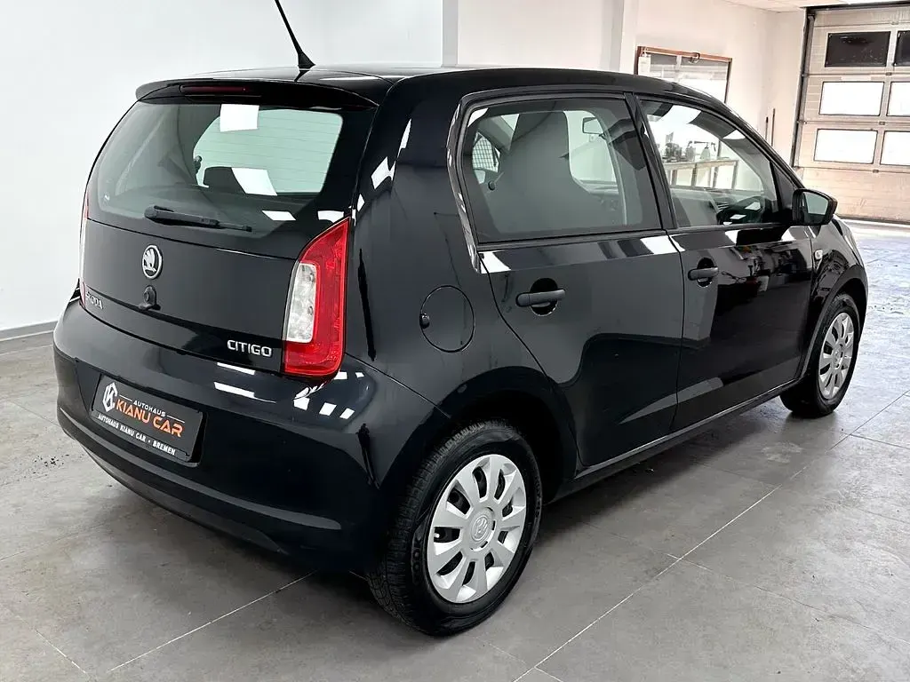 Gebraucht Skoda Citigo Active 60 PS (44 kW) 2018 Schwarz Kleinwagen