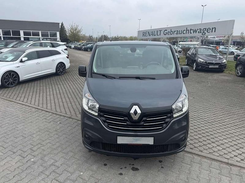 Second-hand Renault Trafic 145 CP (106 kW) 2019 Gri Monovolum