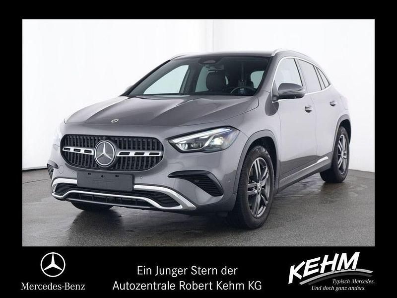 Gebraucht Mercedes GLA200 Progressive 150 PS (110 kW) 2024 Mountain grau (metallic) SUV