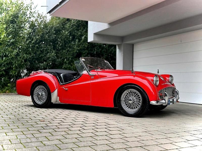 Gebraucht Triumph TR3 95 PS (69 kW) 1960 Rot Cabrio