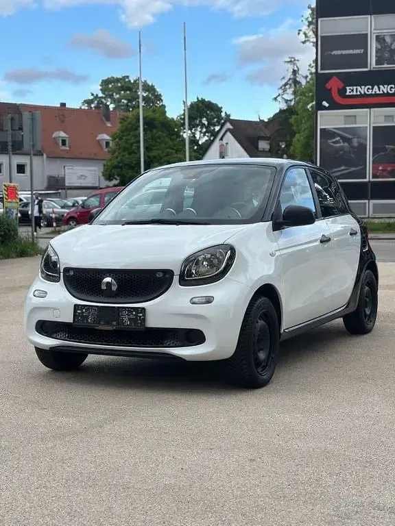 Gebraucht Smart ForFour 71 PS (52 kW) 2017 Weiß Kleinwagen
