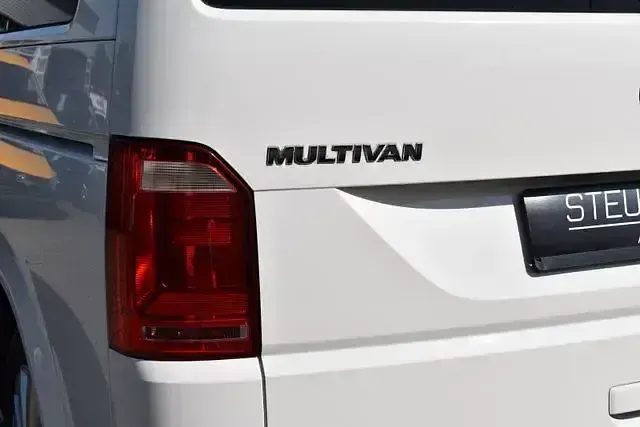 Usado VW Multivan Highline 110 HP (80 kW) 2016 Andere Monovolume