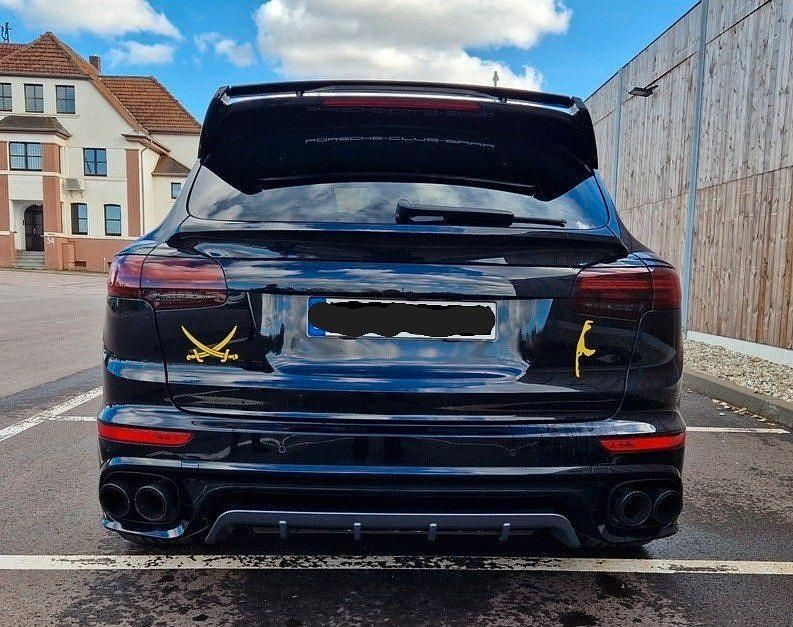 Gebraucht Porsche Cayenne Turbo 519 PS (381 kW) 2015 Schwarz SUV