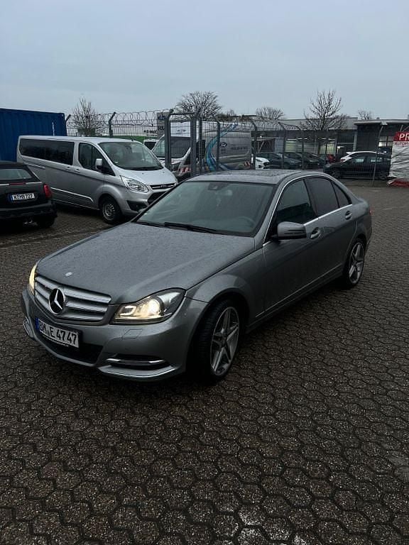 Gebraucht Mercedes C220 170 PS (125 kW) 2013 Grau Limousine