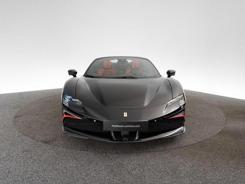 Gebraucht Ferrari SF90 999 PS (734 kW) 2024 Nero daytona Cabrio