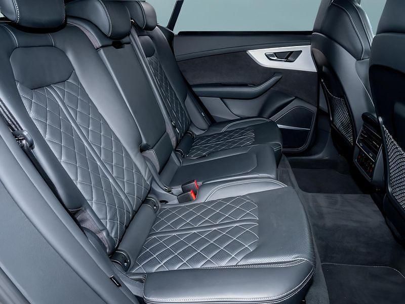 Gebraucht Audi SQ8 507 PS (372 kW) 2022 Schwarz SUV