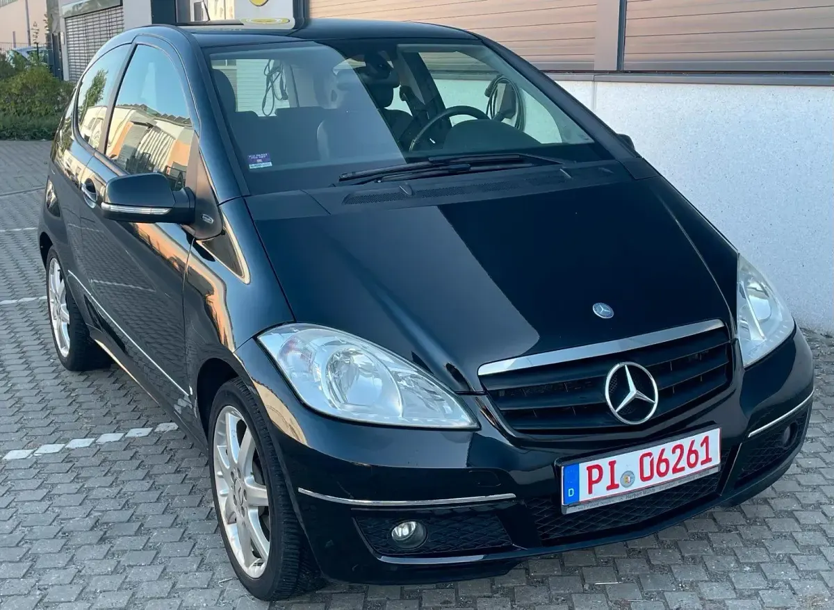 Gebraucht Mercedes A150 Avantgarde 95 PS (69 kW) 2008 Schwarz Kleinwagen