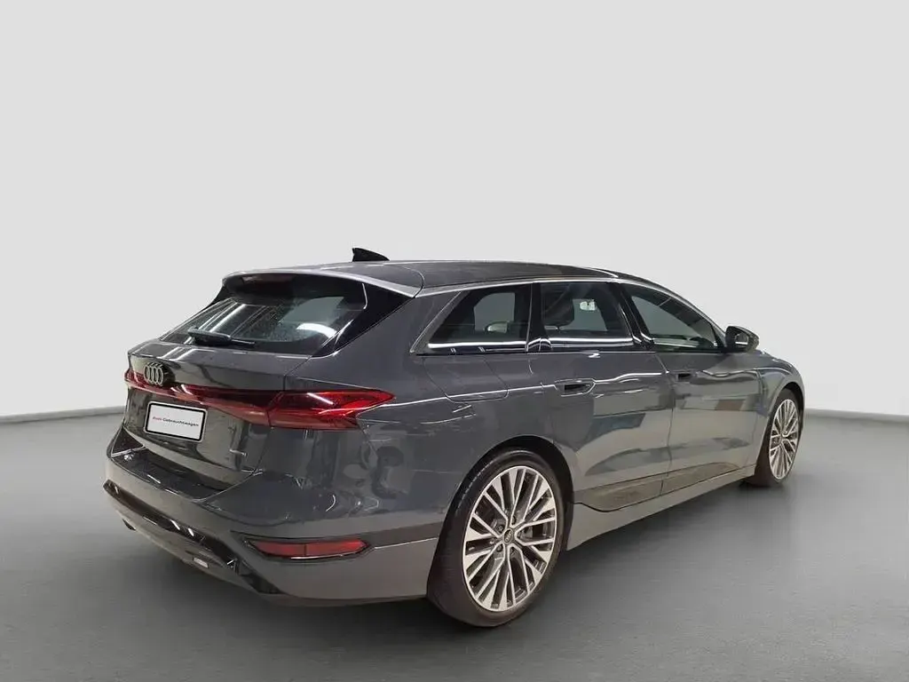 Gebraucht Audi A6 e-tron Ambiente 314 kW (428 PS) 2025 Magnetgrau Kombi