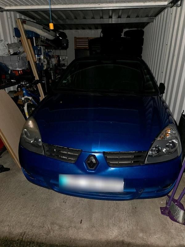 Gebraucht Renault Clio II 60 PS (44 kW) 2007 Blau Kleinwagen