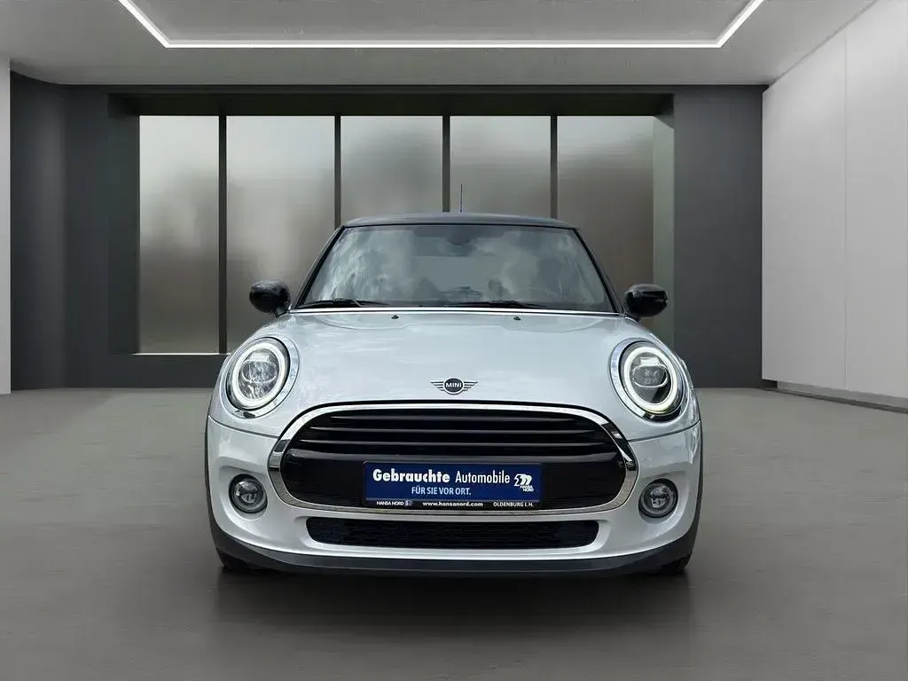 Gebraucht Mini Cooper Chili 136 PS (100 kW) 2021 Weiß Kleinwagen