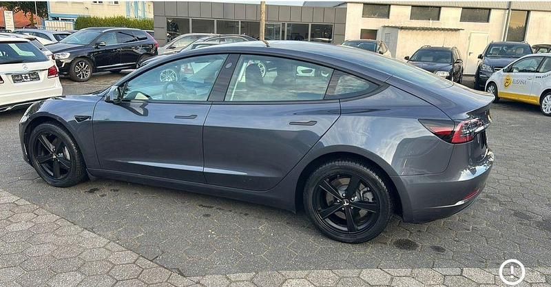 Gebraucht Tesla Model 3 RWD 208 kW (283 PS) 2022 Grau Limousine