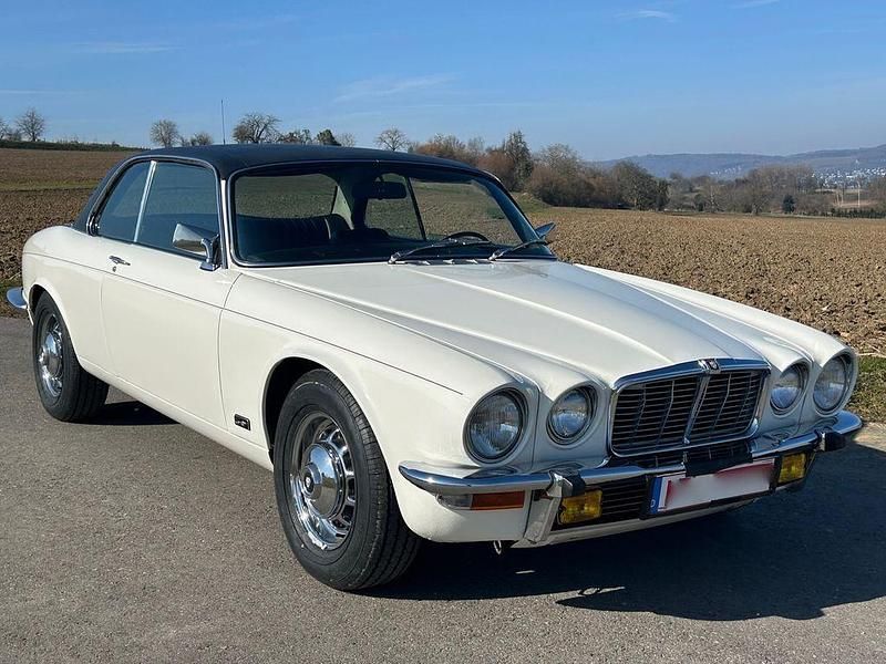 Gebraucht Jaguar XJ6 173 PS (127 kW) 1975 Weiß Limousine