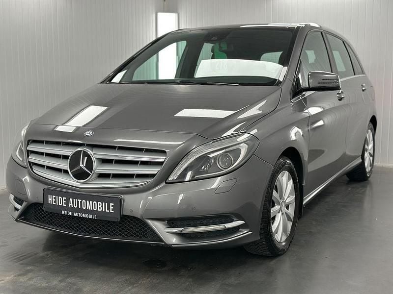 Other Gebraucht 2012 Mercedes B200 Van / Kleinbus | 6.900 € (Superpreis) - Bild 1/4
