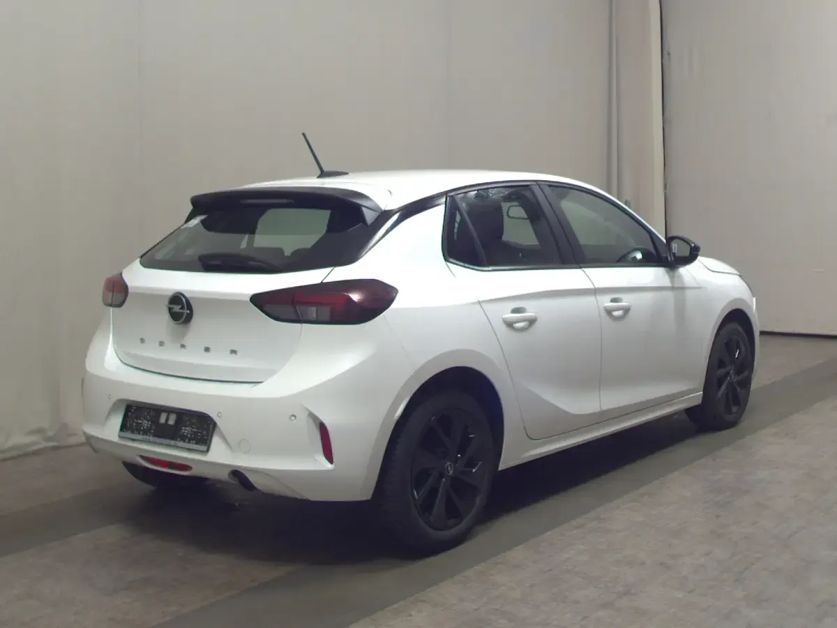 Gebraucht Opel Corsa Edition 75 PS (55 kW) 2023 Arktis weiß uni Kleinwagen