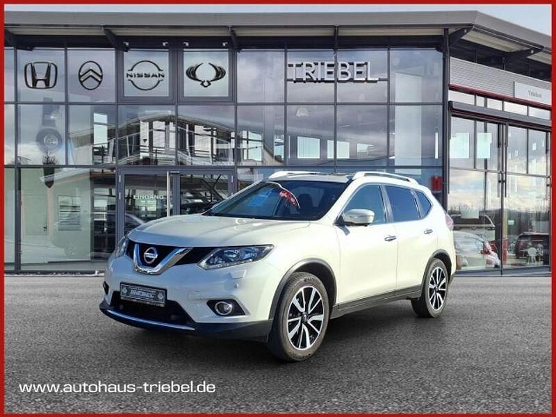 Weiß Gebraucht 2016 Nissan X-Trail 360º SUV | 14.480 € (Fairer Preis) - Bild 1/4