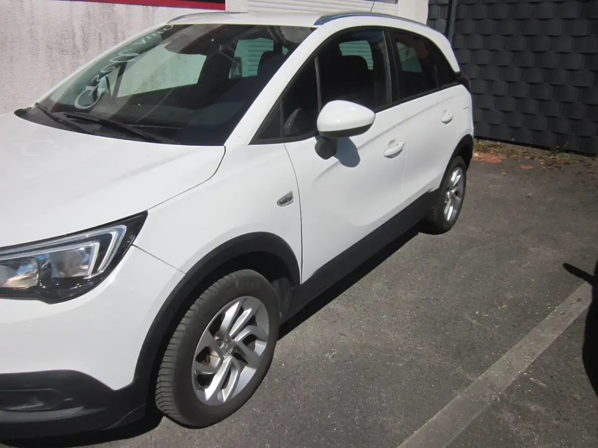 Gebraucht Opel Crossland Edition 131 PS (96 kW) 2020 Weiß SUV
