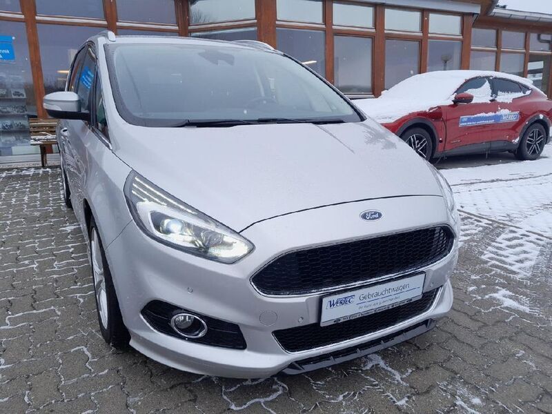 Gebraucht Ford S-MAX Titanium 160 PS (117 kW) 2017 Van / Kleinbus