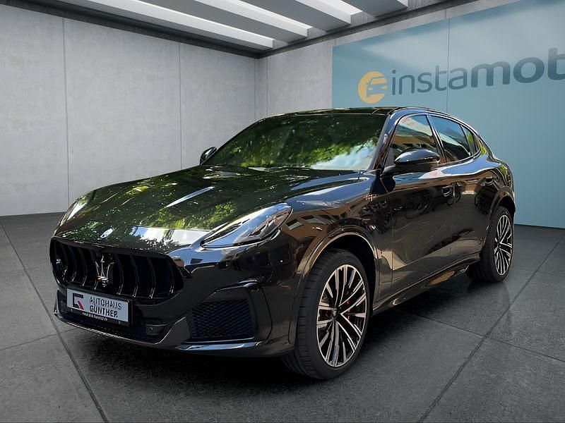 Schwarz Neu 2025 Maserati Grecale SUV | 130.849 € (Etwas zu teuer) - Bild 1/4