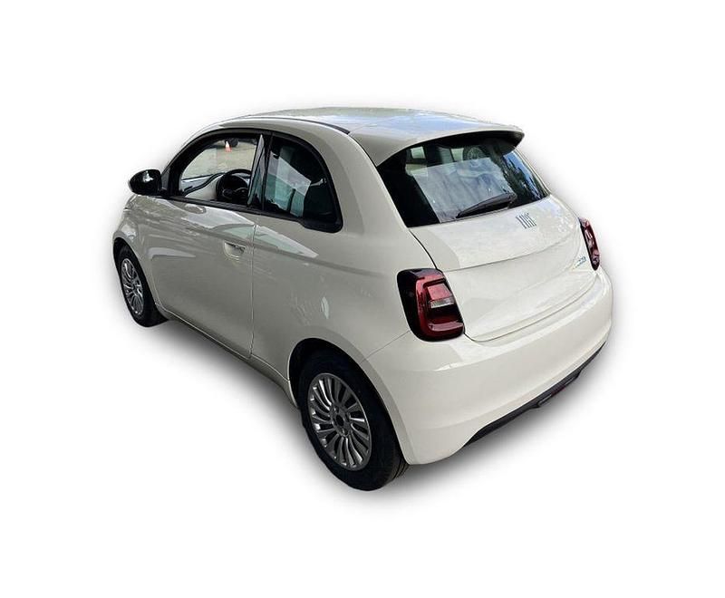 Gebraucht Fiat 500e Action 69 kW (95 PS) 2023 Weiß Limousine