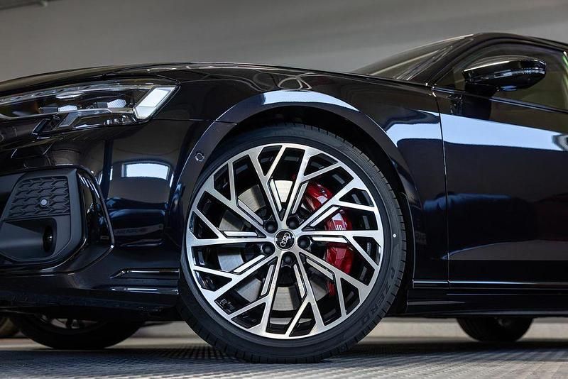 Gebraucht Audi S8 plus Ambiente 571 PS (419 kW) 2025 Sebringschwarz Limousine