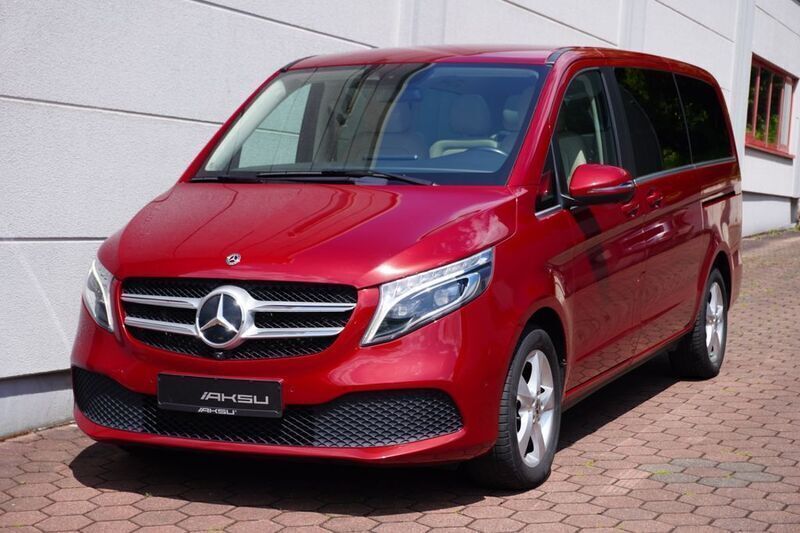 Rot Gebraucht 2020 Mercedes V300 Avantgarde Van / Kleinbus | 39.990 € (Etwas zu teuer) - Bild 1/4