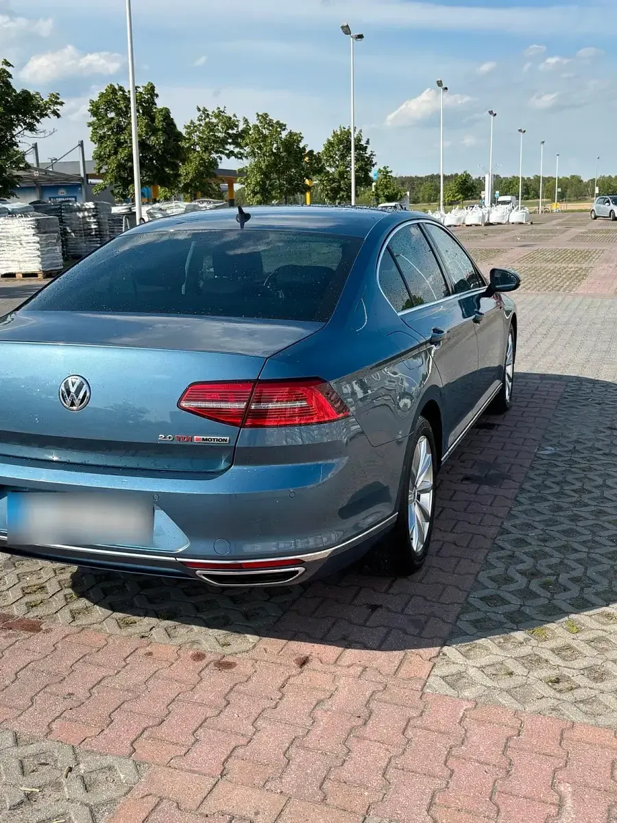 Gebraucht VW Passat 239 PS (175 kW) 2017 Blau Limousine