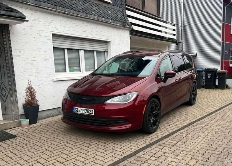 Gebraucht Chrysler Pacifica 291 PS (214 kW) 2020 Rot SUV
