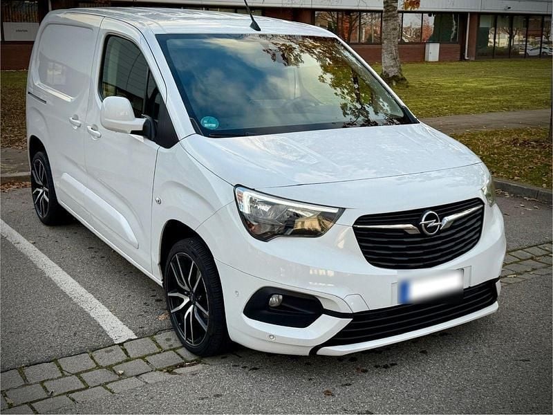 Gebraucht Opel Combo 131 PS (96 kW) 2020 Weiß Van / Kleinbus