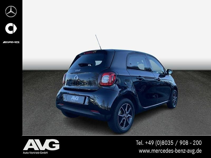 Gebraucht Smart ForFour Electric Drive Passion 60 kW (82 PS) 2021 Schwarz Limousine
