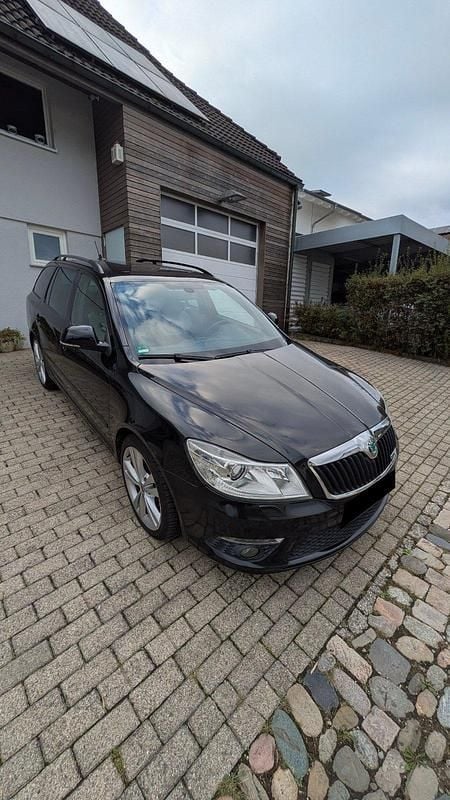 Gebraucht Skoda Octavia RS 170 PS (125 kW) 2011 Schwarz Kombi