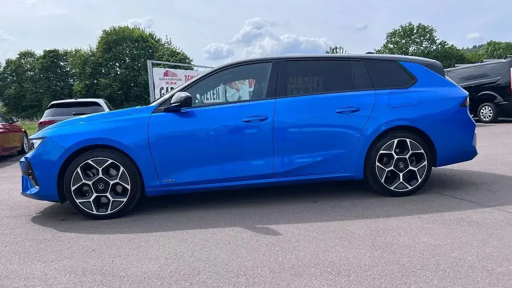 Usata Opel Astra GS Line 181 CV (133 kW) 2023 Blu Utilitaria