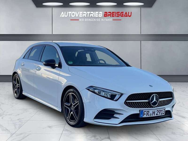 Weiß Gebraucht 2019 Mercedes A180 AMG Kleinwagen | 22.490 € (Superpreis) - Bild 1/4