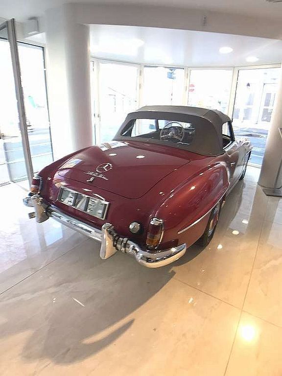 Gebraucht Mercedes 190 105 PS (77 kW) 1957 Rot Limousine