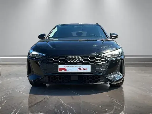 Gebraucht Audi A5 Sport 204 PS (150 kW) 2025 Mythosschwarz metallic Kombi