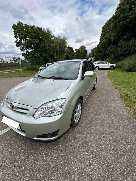 Silber Gebraucht 2006 Toyota Corolla Edition Limousine | 4.500 € (Fairer Preis) - Bild 1/4