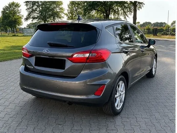 Gebraucht Ford Fiesta Titanium 95 PS (69 kW) 2020 Grau Kleinwagen