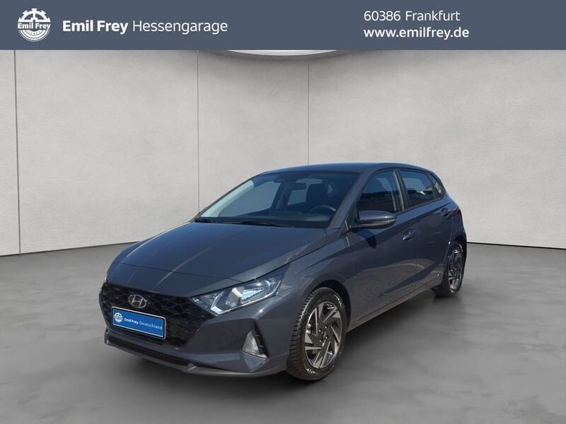 Grau Gebraucht 2023 Hyundai i20 Trend Kleinwagen | 17.350 € (Fairer Preis) - Bild 1/4