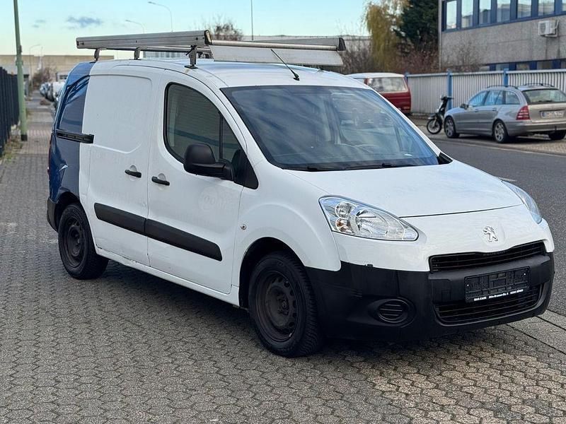 Gebraucht Peugeot Partner 75 PS (55 kW) 2013 Weiß Van / Kleinbus