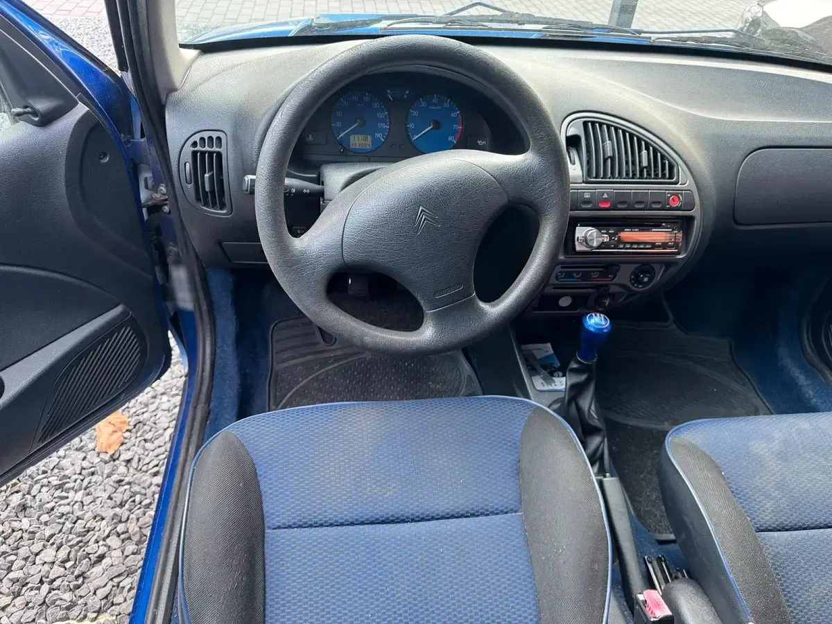 Gebraucht Citroën Saxo 60 PS (44 kW) 2002 Blau Kleinwagen