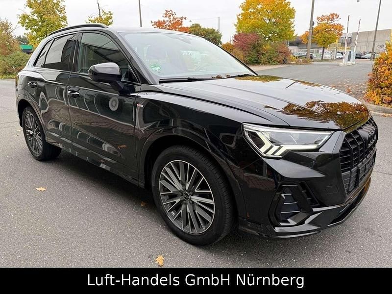 Gebraucht Audi Q3 Black Edition 150 PS (110 kW) 2021 Schwarz SUV