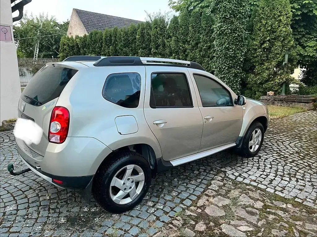 Gebraucht Dacia Duster Prestige 105 PS (77 kW) 2010 Grau SUV