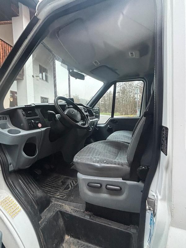 Gebraucht Ford Tourneo 101 PS (74 kW) 2013 Weiß Van / Kleinbus