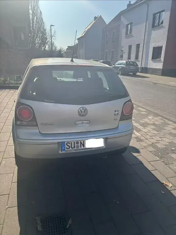 Second-hand VW Polo 80 CP (58 kW) 2007 Negru Hatchback